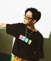 J-Hope(anh trai Lisa)