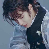 Vương Nhất Bác 