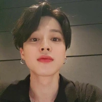 Jimin(anh họ Jen)