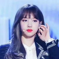 Im Nayeon
