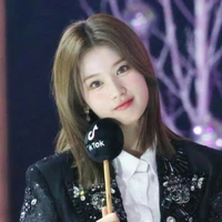 Minatozaki Sana