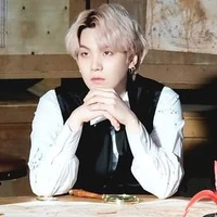 Min Yoongi (Suga)