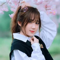 lục hy _ bff  cô