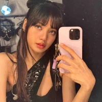 Min Lisa ( Chị cậu )