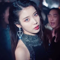 Jeen Ji-eun ( IU)