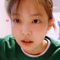 Kim Jennie 🐻
