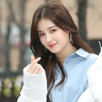 Nancy Jewel McDonie(Cy)