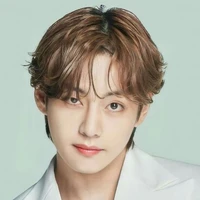 Kim Taehyung -hắn