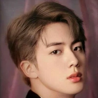 Kim Seok Jin- mẹ 3 anh