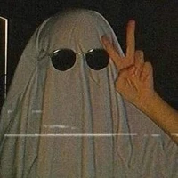 chị tác giả cute