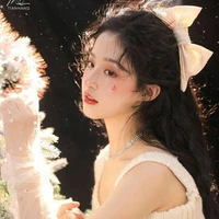 Ｈàｎ ｎｇọｃ ｎｈｉ( ℕ𝕘𝕦𝕪ệ𝕥 𝕟𝕙𝕚 𝑀𝑜𝓃)