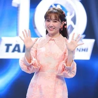 Hariwon(mẹ cô)