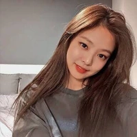Kim Jennie (Em)