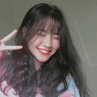 Trần Nguyễn Bảo Vy_Laura