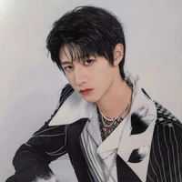 Chu Chí Hâm ( em trai cậu ) <1>