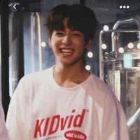 Jk_vợ V