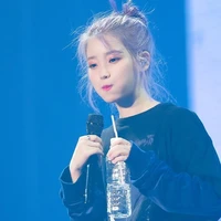 IU
