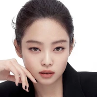 Kim Jennie(em)