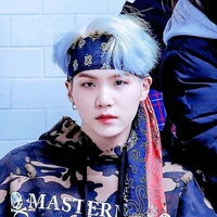 Kim yoongi [ suga ]