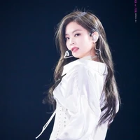 Kim Jennie (Jen)