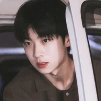 Trương Gia Nguyên Nhi