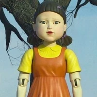 Búp bê xinh gái