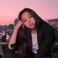 Kim Jennie ( Em )