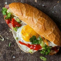 Dì Ba/bán bánh mì