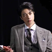 Kim Seok Jin (mama JungKook)