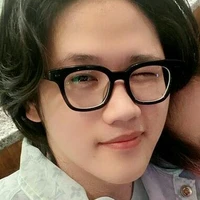 thầy giáo redhood