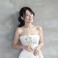 Nhã Phương (mẹ Khánh)