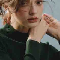 𝐎𝐫𝐢𝐚𝐧𝐧𝐚 𝐇𝐢𝐝𝐝𝐥𝐞𝐬𝐭𝐨𝐧