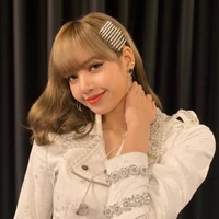 Lisa(chị của Jimin)