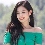 Jennie- Mẹ JM, MC, JH