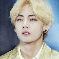 Kim Taehyung ( anh )