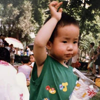 Vương Nhất Bác (nhỏ)