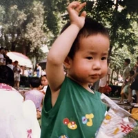 Vương Nhất Bác (nhỏ)