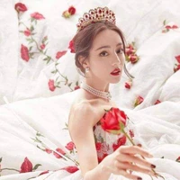 Định Lệ Nhiệt Ba(bn thân của Tiêu Chiến)