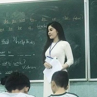 Huỳnh Như ( cô giáo )