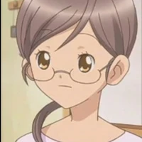 midori hinamori/mẹ của amu và ako