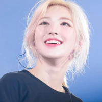 Son Seungwan(Wendy)
