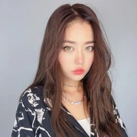 Cô Mona