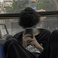 Trịnh Gia Hoàng _ bạn nu9(Logan)