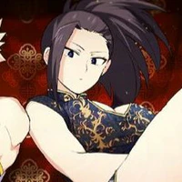 Yaoyorozu Momo-chúa tể tạo ra mọi thứ