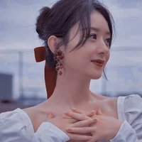 Triệu Lệ Dĩnh(mẹ Nhất Bác)