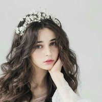 Hạ Thư Di - Almira