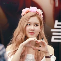 ROSÉ