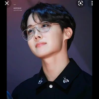 Min Jhope(bố Suga)