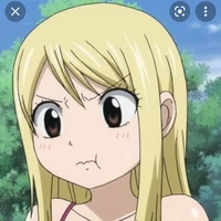 Lucy{đứa con của quỷ Akuma}