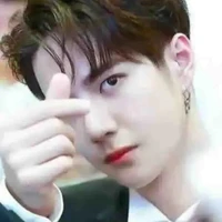 VƯƠNG NHẤT BÁC